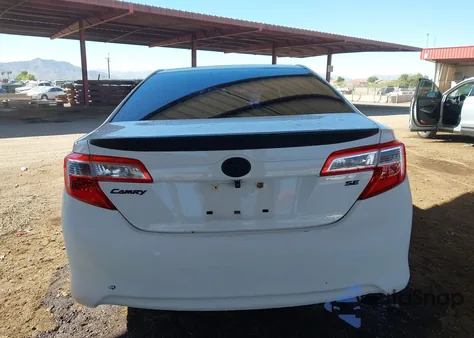 2012 Toyota Camry Se z USA, uszkodzony, nr VIN 4T1BF1FK6CU134204